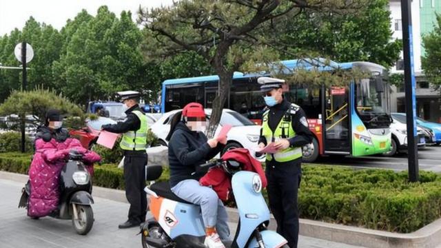 车上路有“5不能”新要求别被罚了才知道J9国际集团2025年2月起执行电动(图3)
